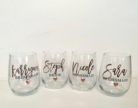 Bachelorette Wine Glasses, Bridal Wine Glasses, Cute Wine Glasses, Wine Decals, Bridesmaid Wine Glasses, Gift Ideas Personalized, Bridesmaid Gift Ideas, Wine Glass Decals, Bridesmaid Wine