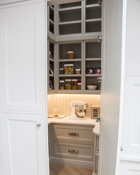 The Perfect Pantry: Tailored for Your Home Whether you're dreaming of a sleek walk-in pantry, a discreet butler’s pantry, or built-in storage solutions, there’s a perfect pantry design to suit every home. When choosing your pantry, think about storage needs, space availability, and how you want it to flow with the rest of your kitchen. At Christoff Custom Built Rooms, we specialise in creating bespoke pantries that are as functional as they are beautiful. From maximising small spaces to des... Pantry Next To Stove Cupboards, Bulters Pantry, Small Walk In Pantry, Pantry Small, Plant Rooms, Perfect Pantry, Maximize Small Space, Butler’s Pantry, Pantry Cupboard