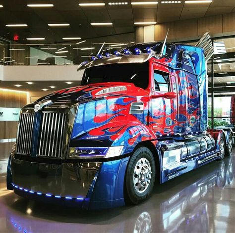 Optimus Prime Truck, Optimus Prime Art, Western Star Trucks, Transformers Cars, Custom Big Rigs, Transformers Autobots, Western Star, Transformers Bumblebee, Transformers Optimus