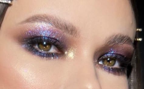 Wizard Of Oz Makeup Ideas, Asian Eyeshadow, Plum Eyeshadow Looks, Wizard Of Oz Makeup, Warm Autumn Makeup, Bday Makeup, Plum Eyeshadow, Violet Shades, Gem Makeup