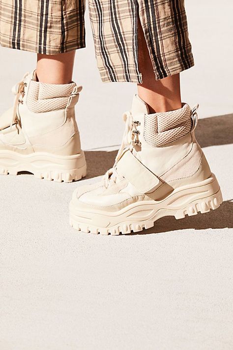 Inspired by trendy chunky dad sneakers, this cool high top style features a utilitarian design with strappy details and mesh accents. Beige Boots Outfit, Chunky Dad Sneakers, Platforms Boots, Utilitarian Design, Hi Top Sneakers, Dad Sneakers, Wedges Sandals, Aesthetic Shoes, Swag Shoes