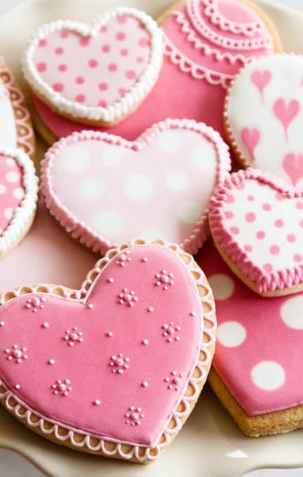 Gluten Free Valentines, Heart Shaped Sugar Cookies, Valentines Day Sugar Cookies, Valentine Sugar Cookies, Valentines Baking, Heart Cakes, Paper Napkins For Decoupage, Heart Shaped Cookies, Valentines Day Cookies