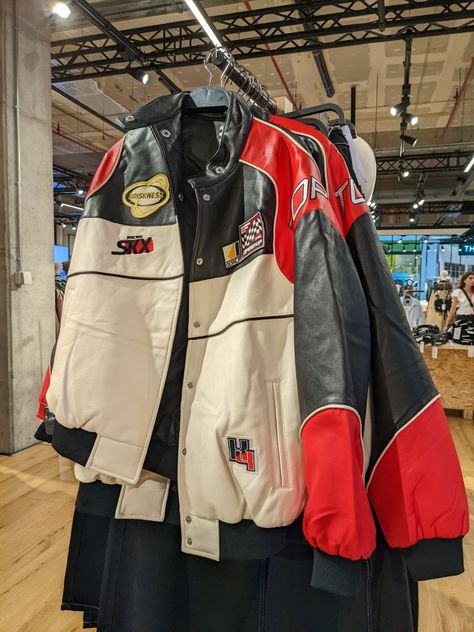 Race Car Jacket Outfit, Racecar Jacket, Race Car Jacket, Mode Indie, Vintage Racing Jacket, Racer Jackets, Vetements Shoes, Racing Jackets, Racing Jacket