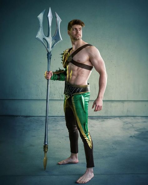 King of Atlantis. 👑🔱🌊 @nate.k.weir as Aquaman Photographed by @flauntymars #Aquaman #KingOfAtlantis #ArthurCurry #Atlantis #InjusticeGodsAmongUs #injustice2 #injustice #GodsAmongUs #DC #DCComics #DCUniverse #AquamanCosplay #DCCosplay #InjusticeCosplay #CosplayersOfInstsgram #CosplayersOfIG #Cosplayer #Cosplay #Trident #Muscle #Hunk #Himbo #DCU #JamesGunn Nate K Weir, Aquaman Costume, Aquaman Cosplay, Injustice 2, Dc Cosplay, Instagram King, James Gunn, Muscle Hunk, Athletic Men