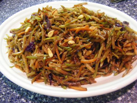 Cathy's Quick Stir-Fried Broccoli Slaw Side Dish Slaw Side Dish, Broccoli Slaw Recipes, Vegan Coleslaw, Fried Broccoli, Quick Stir Fry, Broccoli Slaw, Slaw Recipes, Veggie Stir Fry, Coleslaw Mix