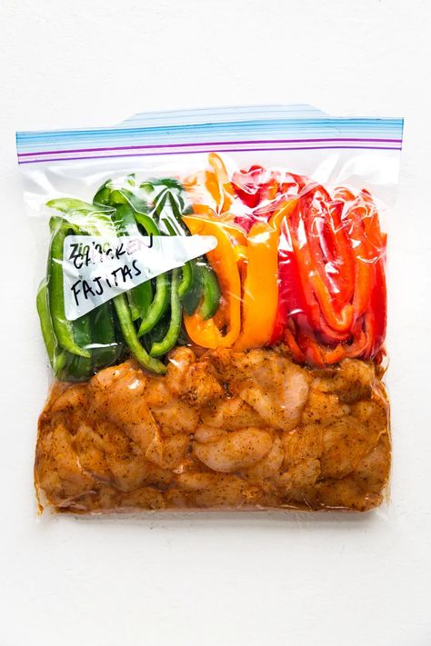 Freezer meals are a total life saver, and freezer chicken fajitas just might be our favorite of all. With just a few ingredients, and minimal prep, they’re one of our best back-pocket dinners. Freezer Chicken Fajitas, Pregnancy Freezer Meals, Camping Meal Planning, Freezer Dinners, Freezer Friendly Meals, Freezable Meals, Freezer Meal Planning, Make Ahead Freezer Meals, Chicken Fajita Recipe