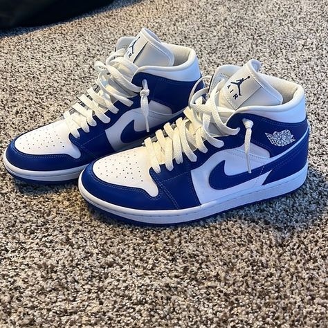 Jordan 1s Kentucky Blue mids Jordans For Women Blue, Air Jordans Teal, Blue Jordans Women, Jordan Blue Shoes, Jordan 1s Royal Blue, Kentucky Blue Jordans Outfit, Air Jordan Bleu, Dark Blue Air Jordans, Blue Shoes Jordans