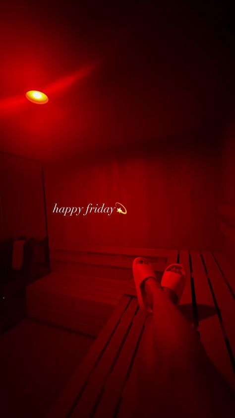 Spa Day Pictures Instagram, Sauna Snapchat Story, Spa Instagram Story Ideas, Sauna Aesthetic Instagram Story, Friday Night In Aesthetic, Sauna Pictures Instagram, Infrared Sauna Aesthetic, Friday Vibes Aesthetic, Sauna Instagram Story