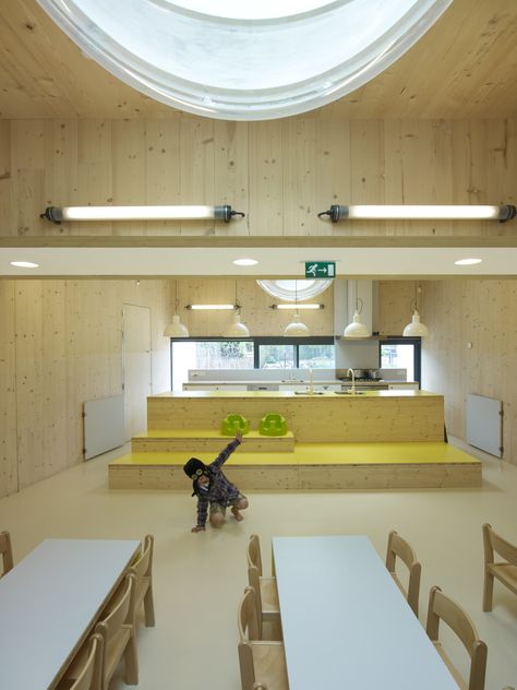 Kindergarten Kitchen Design, Playground Inside, Kindergarten Architecture, Daycare Design, Kindergarten Design, College Decor, School Interior, New Interior Design, Healthcare Design