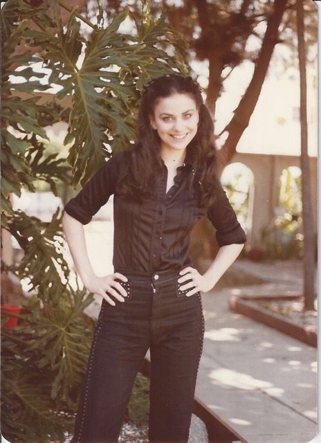 Delta Burke Newly arrived in Hollywood 1978 at my first apartment Delta Burke Designing Women, Britney Spears Fat, Gerald Mcraney, My First Apartment, Kibbe Romantic, Merry Widow, Delta Burke, Halfway House, 80s Fashion Trends