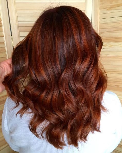 Chocolate And Ginger Hair, Medium Length Red Brown Hair, Russet Hair Color, Coper Hairstyles Color, Dark Red Copper Hair, Pretty Red Hair, Red Balayage Hair, Hair Color Auburn, Auburn Hair