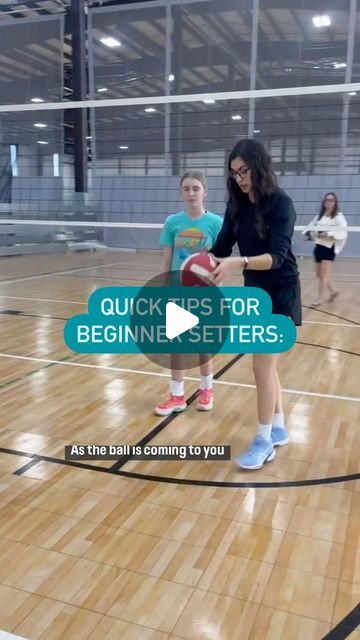 Volleyball Lessons Tulsa (VLT) on Instagram: "Body positioning is EVERYTHING for beginner setters. If the setter’s hands aren’t connecting to the ball, 9 times out of 10, it is a body positioning issue. Coaches: start there.   #volleyball #volleyballplayer #volleyballcoach #volleyballdrills #volleyballgirls #volleyballtips #volleyballproblems #volleyballtournament #volleyballclub #clubvolleyball #volleyballlessons #volleyballsetter" How To Practice Volleyball By Yourself, How To Set A Volleyball For Beginners, Volleyball Setting Drills For Beginners, Volleyball For Beginners, Volley Ball Drills For Beginners, Volleyball Tips For Beginners, Beginner Volleyball Drills, Volleyball Setter Drills, Setting Drills Volleyball