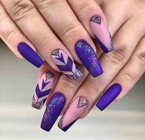 Purple Chrome Nails, Oval Nails Designs, Purple Ombre Nails, Bright Nail Art, Funky Nail Art, Purple Nail Art, Purple Acrylic Nails, Purple Nail Designs, Gold Nail