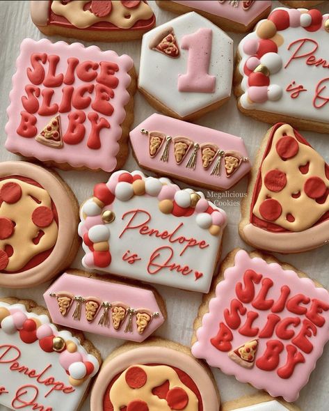 Slice Slice Baby Cookies, Pizza Theme Cookies, Pizza Gender Reveal Party, First Slice Birthday Party, Pizza Party Cookies, Pizza Sugar Cookies Decorated, 1st Birthday Pizza Theme, Pizza 1st Birthday Party, Slice Slice Baby Pizza Party