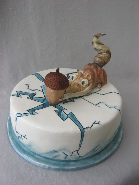 Ice Age 4 cake - Handmade figurines and hand painted cake Ice Age Cake, Cake Children, Horse Cakes, 3d Dort, Movie Cakes, Birthday 4, Decoration Patisserie, Mini Torte, Hand Painted Cakes