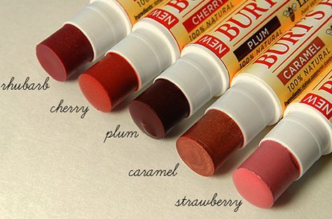 skin care Burts Bees Lip Shimmer - Each lip shimmer is infused with an invigorating peppermint scent Burt Bees, Burts Bees Chapstick, Burts Bees Lip Balm, Chapstick Lip Balm, Burts Bees Lip, Peppermint Scent, Lip Balm Collection, Lip Gloss Collection, Gloss Labial