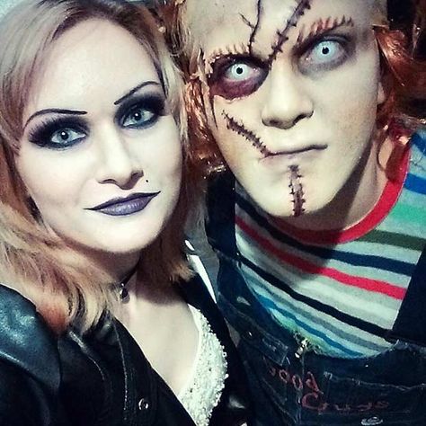 51 Creative Couples Costumes for Halloween - Page 3 of 5 - StayGlam Horror Couples Costumes, Horror Couples, Creative Couples Costumes, Bride Of Chucky Halloween, Chucky Cosplay, Couples Costumes For Halloween, Couple's Costume, Chucky Makeup, Chucky Bride