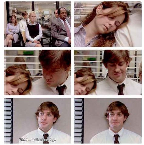 Jim and Pam<3 The Office Season 1, Funny Couple Goals, Jim The Office, Jim And Pam, The Office Us, The Office Jim, Jim Pam, Office Jokes, The Office Show