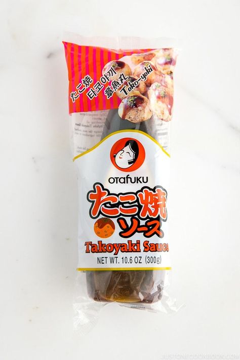 Takoyaki Sauce Takoyaki Sauce, Octopus Balls, Brown Sauce, Sweet Savory, Dumplings, Sauce Recipes, Japanese Food, Chip Bag, Octopus