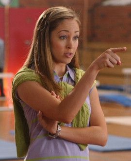 The Freshman 15: Ways to Get Involved on Campus Taylor Townsend, Autumn Reeser, Freshman 15, Juicy Tracksuit, Purple Streaks, Flared Skirt Dress, Bad Fashion, Long Tunic Tops, Fox Girl