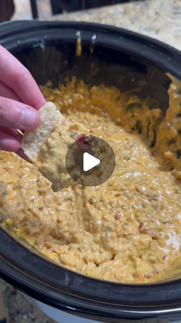 Richard Hagen | Food and Recipes on Instagram: "Crockpot Bacon Cheeseburger Dip #cheeseburgerdip #crockpotrecipes #recipe" Cheeseburger Dip Crockpot, Hamburger Dip Recipes, Hamburger Dip, Dip Crockpot, Bacon Cheeseburger Dip, Cheeseburger Dip, Crock Pot Dips, Bacon Cheeseburger, Food And Recipes