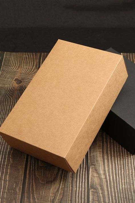 Packing box Brown Box Packaging, Box Makanan, Classic Mens Haircut, Kraft Paper Packaging, Socks Packaging, Design Mockup Free, Business Graphics, Mens Haircut, Brown Box