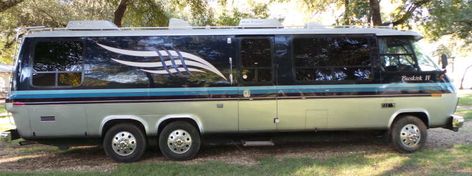 For Sale - 1997 Buskirk Stretch GMC Motorhome Vintage Motorhome For Sale, Accordian Door, Gmc Motorhome For Sale, Rv Vintage, Two Door Refrigerator, Cool Rvs, Gmc Motorhome, Conversion Van, Air Conditioner Compressor