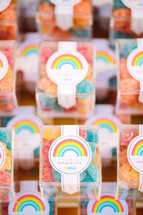 Cloud 9 Birthday Party Favors, Birthday Giveaways For Kids, Giveaway Ideas Birthday, Birthday Party Giveaways, Packing Candy, Giveaways Ideas, Candy Giveaway, Diy Giveaway, Kids Giveaway