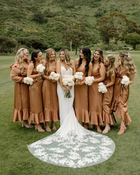 Fall Wedding Colors Bronze, Golden Brown Bridesmaid Dresses, Rusty Brown Bridesmaid Dresses, Bronze Brown Bridesmaid Dresses, Bronzer Bridesmaids Dresses, Bronze Bridesmaid Dresses Copper, Caramel Bridesmaid Dresses, Brown Bridesmaids Dress, Copper Bridesmaids Dresses