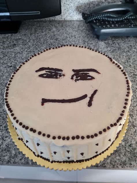 s u s Roblox Man Face Cake, Roblox Face Cake, Goofy Cake, Roblox Man Face, Cake Meme, Roblox Face, Face Cake, Roblox Cake, Man Face