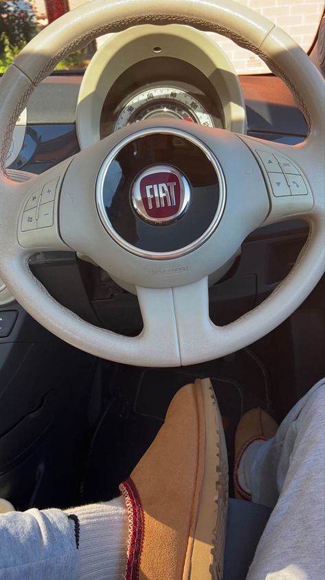 fiat 500 beige uggs aesthetic Beige Fiat 500 Aesthetic, Beige Fiat 500, Fiat 500 Beige, Fiat 500 Aesthetic, Beige Uggs, Fiat 500 White, Uggs Aesthetic, Preppy Car, Car Aesthetics