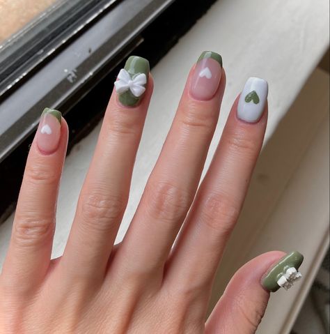 Sage Green Korean Nails, Matcha Nails Inspiration, Txt Inspired Nails, Kawaii Green Nails, Txt Nails Designs, Matcha Green Nails, Txt Nails, Green Nails Japanese, Matcha Nails