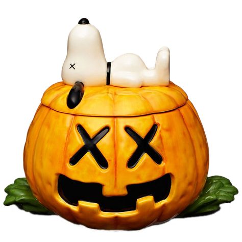 Happy Halloween!!! (KAWS Peanuts Snoopy Ceramic Cookie Jar, $149.95) #happyhalloween #kaws #peanuts #snoopy #cookiejar #ceramic #pumpkin #halloween #fatsuma #fatsumatoys #pumpkinpatch #greatpumpkin #linusvanpelt #awesome #cool #instacool #good #instagood #art #artwork Halloween Kaws, Snoopy Ceramic, Halloween Cookie Jar, Cookies Jar, Kaws Wallpaper, Snoopy Halloween, Latin American Art, Ceramic Jars, Peanuts Gang