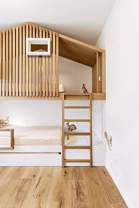 Kid Room Loft Bed, Japandi Loft Bed, Multi Level Bedroom, Loft Ideas For Small Rooms, Mezzanine Playroom, Mezzanine Kids Bedroom, Space Saving Kids Bedroom, Small Kids Room For Two, Small Kids Room Ideas For Boys