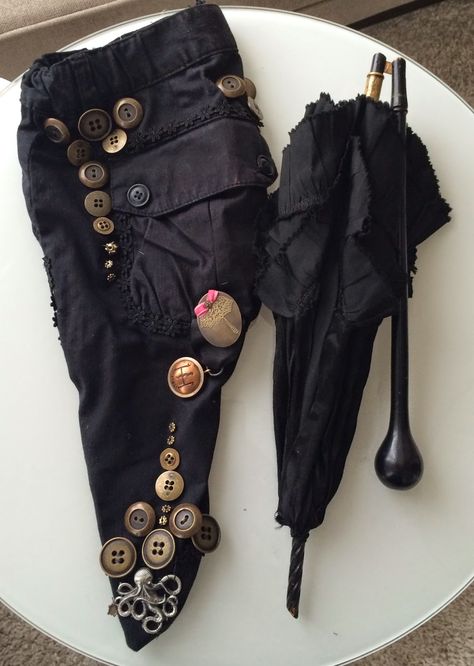 Diy Steampunk Accessories, Steampunk Accessories Diy, Steampunk Diy Costume, Steampunk Diy Crafts, Gail Carriger, Diy Steampunk, Custom Corsets, Steampunk Gadgets, Halloween Party Dinner