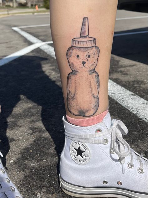 Milk And Honey Tattoo, Bear Honey Tattoo, Honey Bear Tattoo, Bear Eating Honey Tattoo, Line Work Bear Tattoo, Bear Eating Honey Drawing, Honey Bear Bottle, Bear Bottle, Tattoo Man