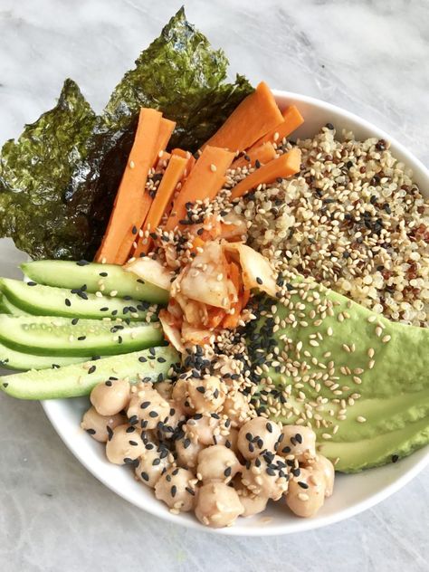 Quinoa Sushi Bowls Protein Vegetarian Recipes, Sushi Bowls, Protein Vegetarian, Big Appetite, Sushi Bowl, Feel Good Food, My Obsession, Grain Foods, Gifts For Coffee Lovers