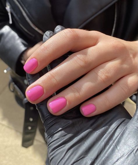 March Pink Nails, Pink Gel Manicure Ideas, Pink Gel Nails Different Shades, Solid Gel Nail Color Ideas Summer Short, Super Short Pink Nails, Simple Pink Nails Short, Pink Manicure Gel, Summer Nails For Pale Skin, Pink Sns Nail Colors