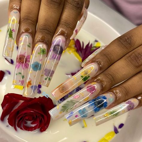 Dried Flower Nails, Floral Milk Bath, Using Dried Flowers, Milk Bath, Gold Flakes, Flower Nails, Dried Flower, Dried Flowers, Sea Shells