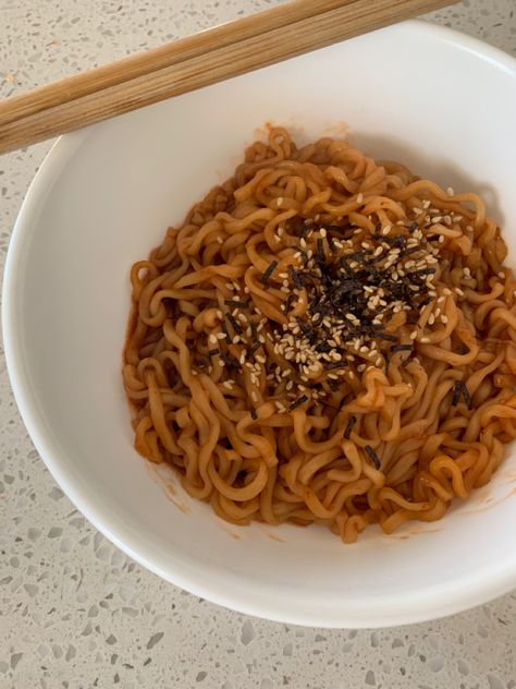 Ramen Asthetic Picture, Eating Food Funny, Asthetic Picture, Food Receipt, Food Babe, Food Therapy, Healthy Food Motivation, Yummy Comfort Food, Homemade Snacks