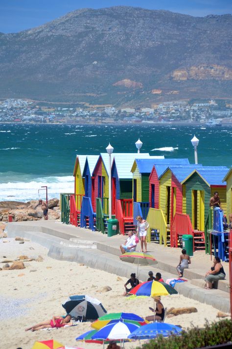 A South Africa Itinerary for Any Traveler South Africa Itinerary, Africa Itinerary, Waterfront Living, شرم الشيخ, Visit South Africa, Colorful Buildings, Nice Photos, Africa Do Sul, South Africa Travel