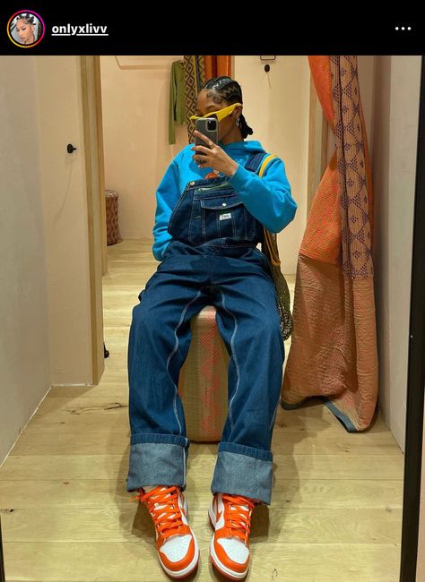 How To Layer Overalls, Overalls With Hoodie Outfit, Overall Streetwear Outfits, Trendy Denim Blue Overalls For Streetwear, Vintage Shorts Outfit, Fall Streetwear Overalls, Blue Overalls For Streetwear, Streetwear Overall Jeans, Summer Streetwear Denim Overalls