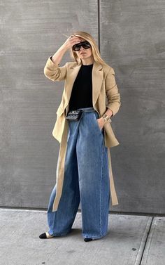 Wide Leg Pants Outfit, Looks Jeans, Denim Inspiration, Casual Chic Outfit, Fashion Mistakes, Rachel Zoe, Moda Fashion, Denim Fashion, New Outfits