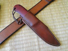 Diy Leather Knife Sheath, Diy Leather Sheath, Holster Making, Leather Knife Sheath Pattern, Knife Holster, Leather Knife Sheath, Leather Craft Projects, Buck Knives, Simple Leather