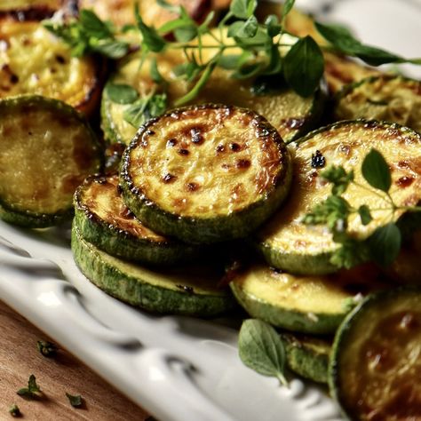 Italian Sauteed Zucchini and Onions Flexitarian Meals, Italian Squash, Pear Arugula Salad, Sauteed Zucchini Recipes, Zucchini And Onions, Sides Veggies, Garden Meals, Zucchini Frittata Recipe, Zucchini Dishes