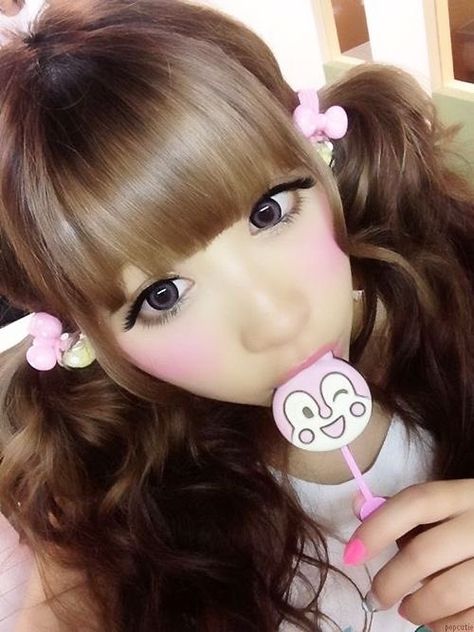 Hairstyles Japanese, Gyaru Aesthetic, Gyaru Hair, Girly Hairstyles, Gyaru Makeup, Short Scene Hair, Japanese Makeup, Gyaru Fashion, Japanese Hairstyle