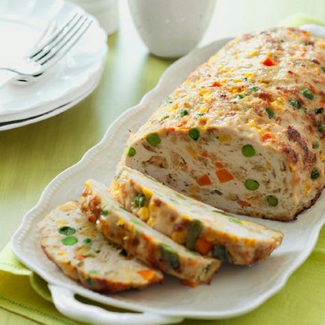 Chicken-Vegetable Meatloaf Frozen Carrots, Ground Chicken Meatloaf, Chicken Meatloaf, Meatloaf Dinner, Chicken Vegetable, Carrots Celery, Vegetable Meatloaf, Pan Fry, Gf Bread