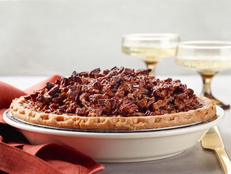 Mile-High Pecan Pie Mile High Pie, Pecan Pie Recipes, Butter Pecan Pie, Mud Pie Recipe, Classic Pecan Pie, Gluten Free Pecan, Pecan Pie Brownies, Best Pecan Pie, Bourbon Pecan Pie