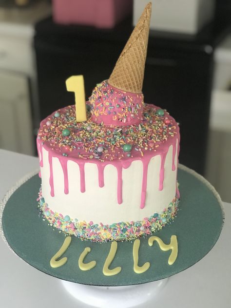 Ice cream cone drip cake Birthday Cake With Ice Cream Cone On Top, Cake With Ice Cream Cones, Half Way To One Cake, Cake With Ice Cream, Half Way To One, Half Birthday Cakes, Cake Girl, One Cake, Half Birthday