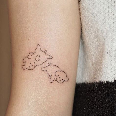 Dog Tattoo Ideas Aesthetic, Simple Puppy Tattoo, Aesthetic Dog Tattoo Ideas, Dog Matching Tattoos, Korean Dog Tattoo, Kawaii Dog Tattoo, Dog Tattoo Poodle, Mini Dog Tattoo, Matching Dog Tattoos